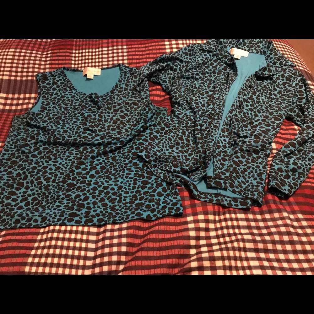Two piece set